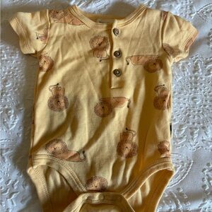 Charming Yellow Lion Print Kids Bodysuit
